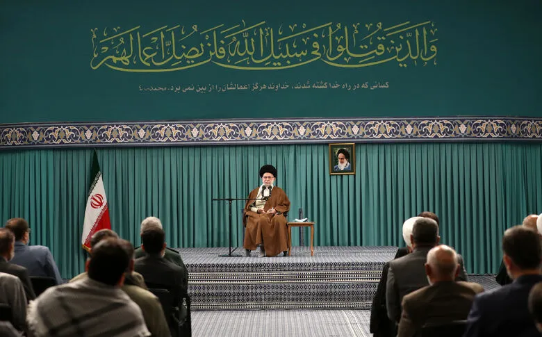 یاد، سلوک و مجاهدت شهدا به نسل جوان منتقل شود