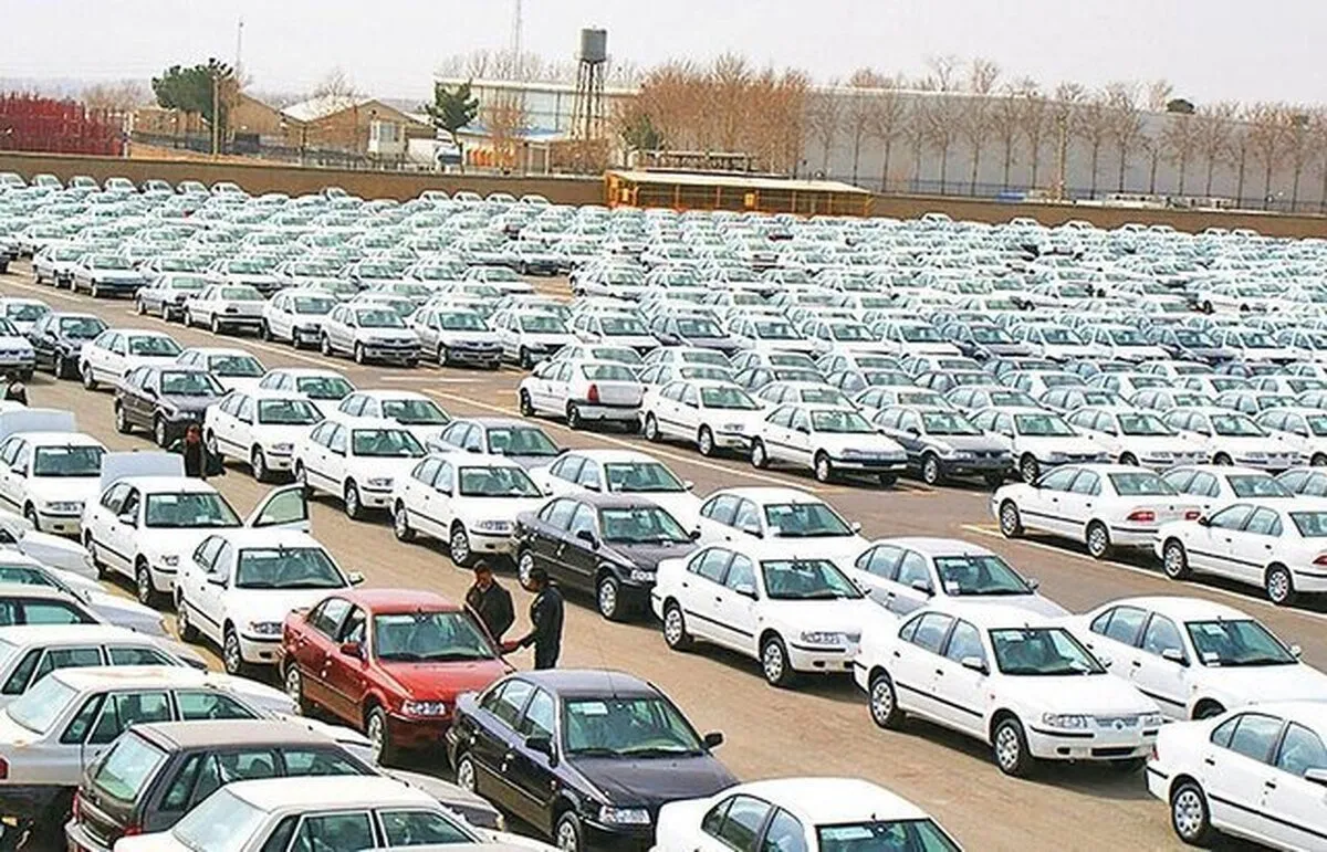 وضعیت بازار خودرو امروز جمعه ۲ آبان‌ماه ۱۴۰۴ / موج گرانی خریداران را غافلگیر کرد! + جدول