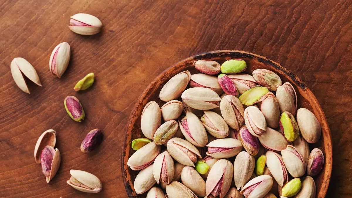 افزایش ۴۰ درصدی قیمت پسته در شب عید