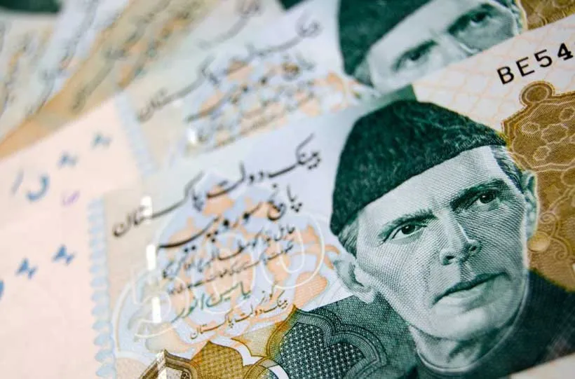 داستان کشوری که وام می گیرد تا یارانه سوخت بدهد!