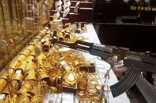 سرقت با کلاشینکف از طلافروشی در کرج + فیلم