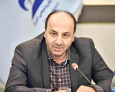 رقابت ناسالم بخش دولتی با خصوصی در صادرات نفتی/ عرصه بر پتروشیمی&zwnj;ها تنگ شده است