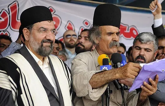 عکس جالب محسن رضایی در لباس بختیاری