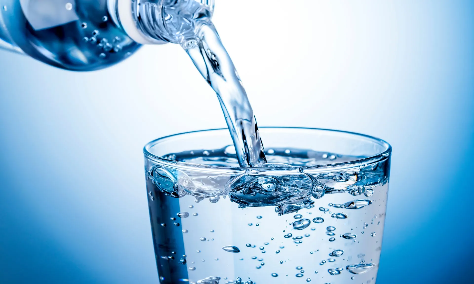 وقتی به اندازه آب نمیخوری چه اتفاقی برات میفته؟
