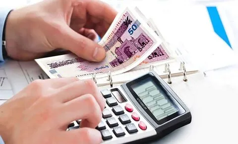 بازنشستگان چگونه وام بدون ضامن بگیرند؟