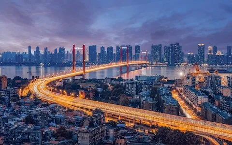 ویدیویی تاثیرگذار از قرنطینه شدن مردم چین