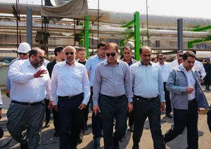 تأکید وزیر تعاون، کار و رفاه اجتماعی بر استمرار تولید و تسریع بازسازی بخش‌های آسیب‌دیده پتروشیمی جم