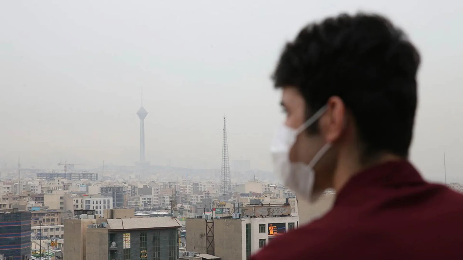 Experts Blame Air Pollution on Poor Government Supervision