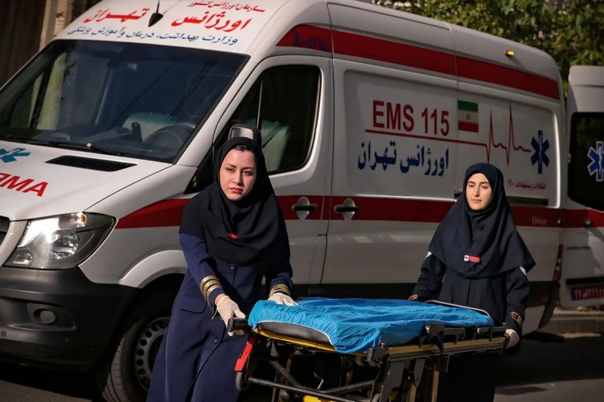 آمار باورنکردنی اورژانس از مراسم تشییع در تهران/ از درمان سرپایی تا جراحی ۶۵ زائر