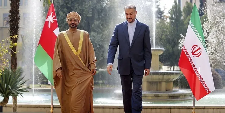 استقبال امیرعبداللهیان از وزیر خارجه عمان + فیلم