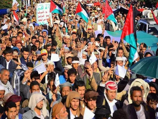 آتش زدن عروسک ترامپ در فلسطین +فیلم