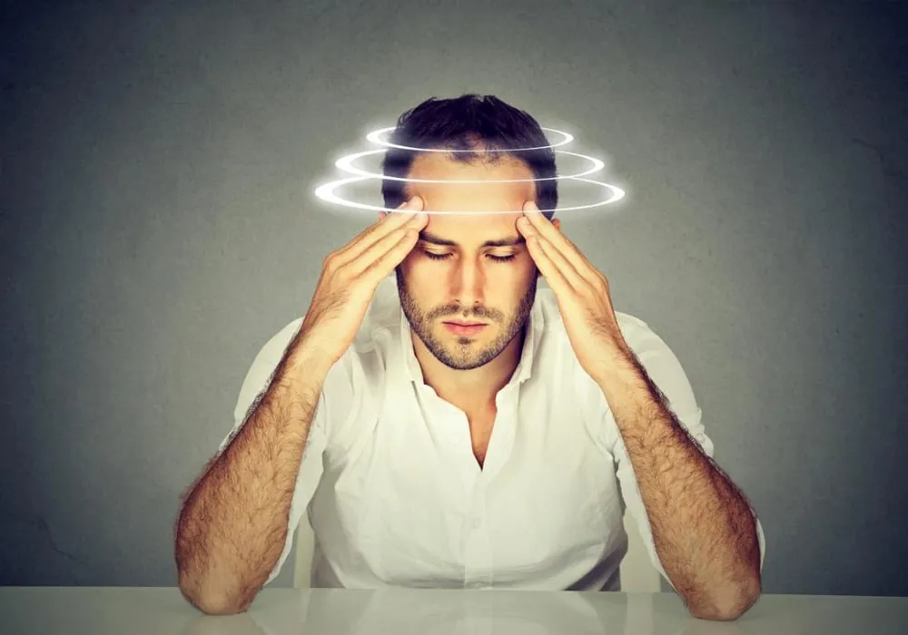 چرا گوش هایم زنگ می زند و وِز وِز می کند؟