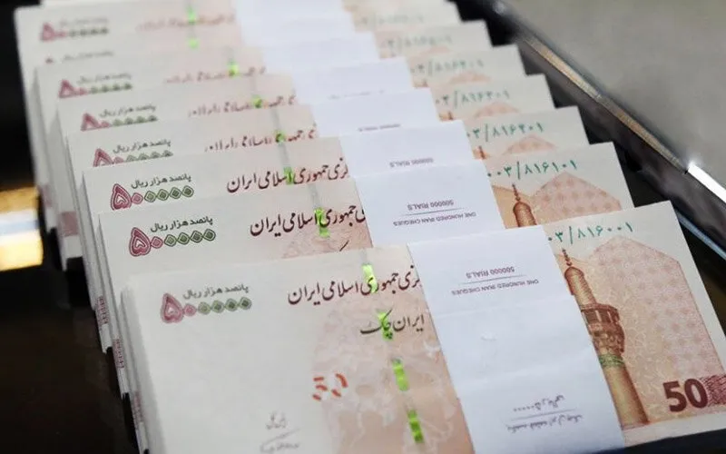 متوسط حقوق کارمندان دولت چقدر است؟