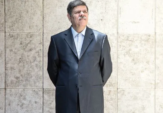 باید دست به کار تدوین چشم انداز بیست ساله شویم
