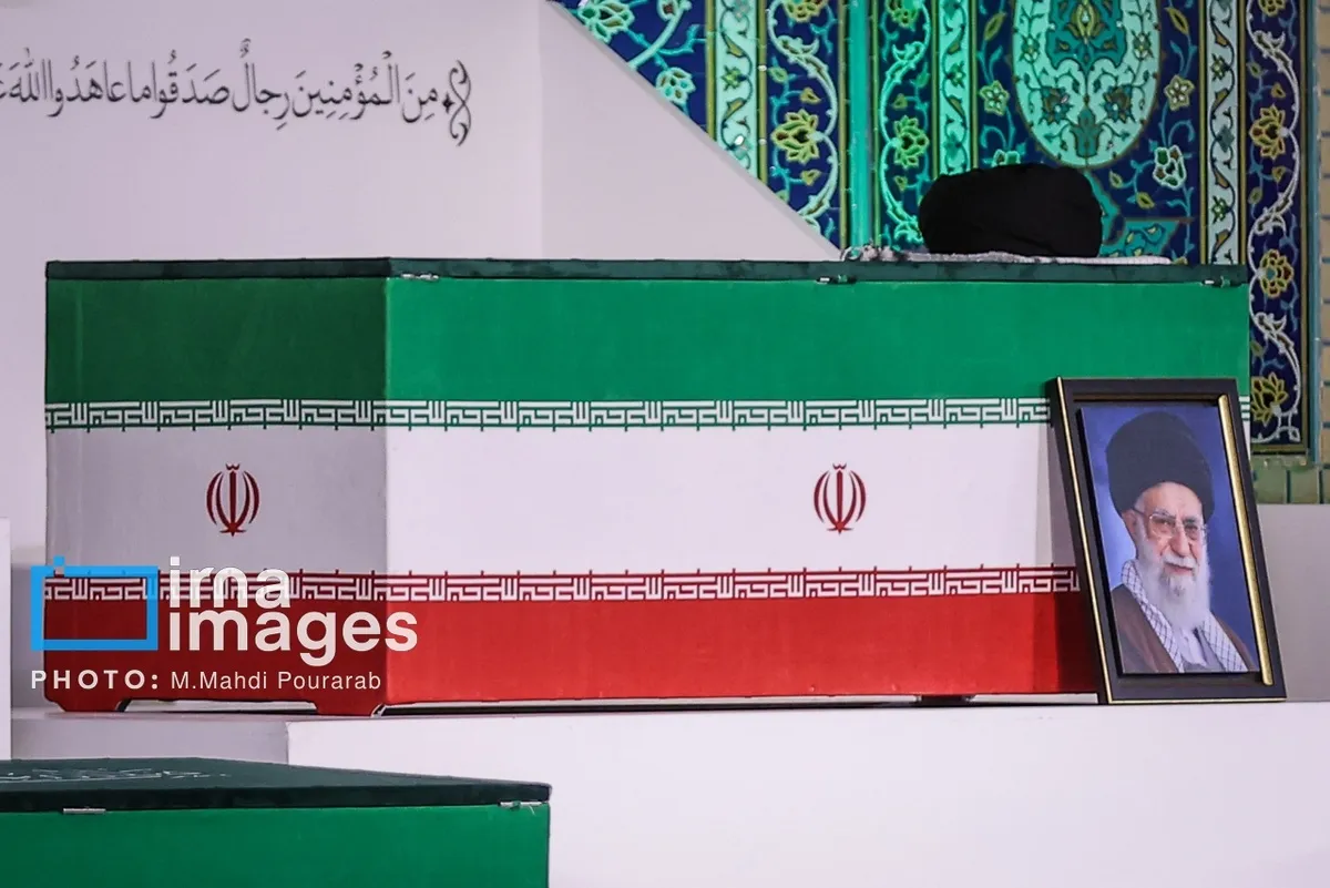 مصلای تهران به قُرُق زائران درآمد + عکس