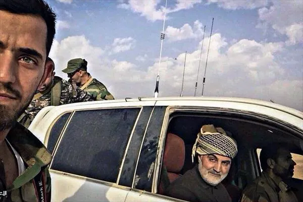 بازدید سردار سلیمانی از روستای نُجَبا در سوریه +تصاویر