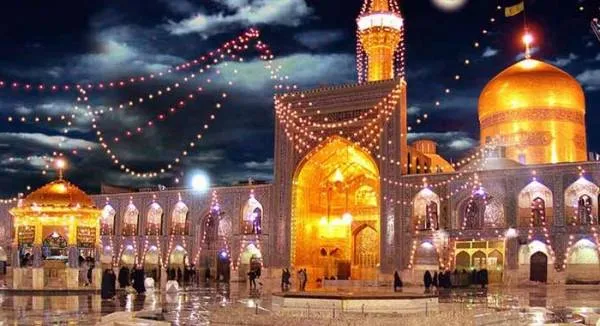 قرآن کریم با دستخط منسوب به امام رضا (ع) + عکس