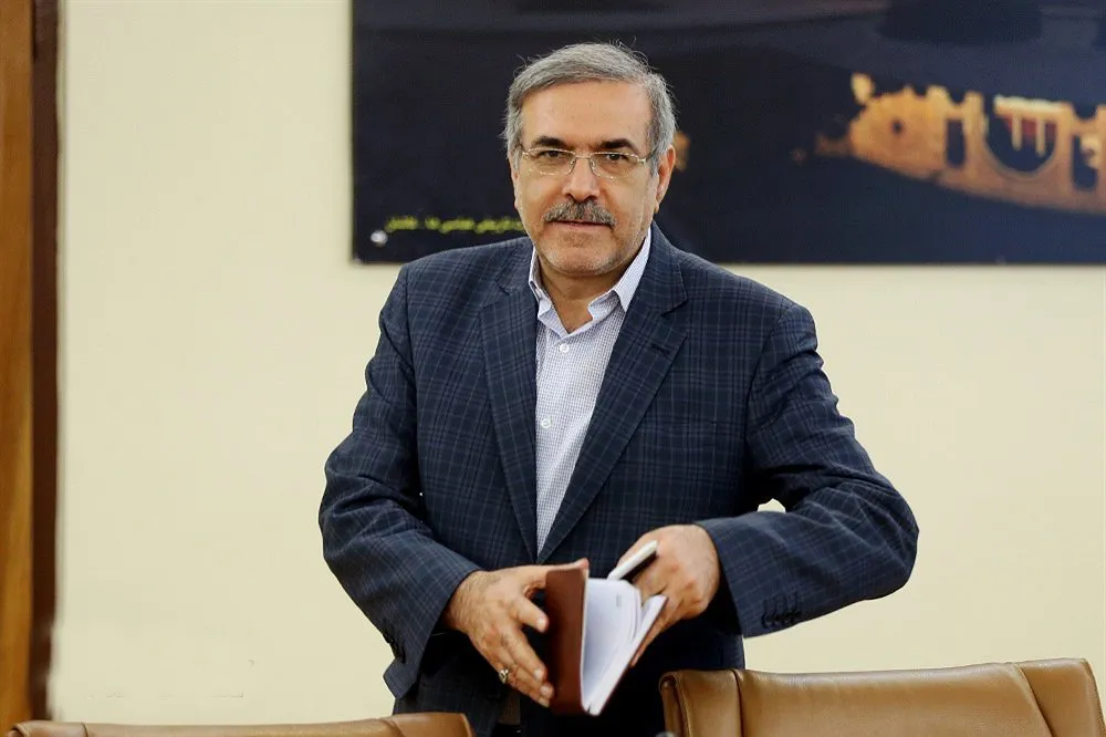 «بانک» جایگزین «ترکان» در مناطق آزاد شد
