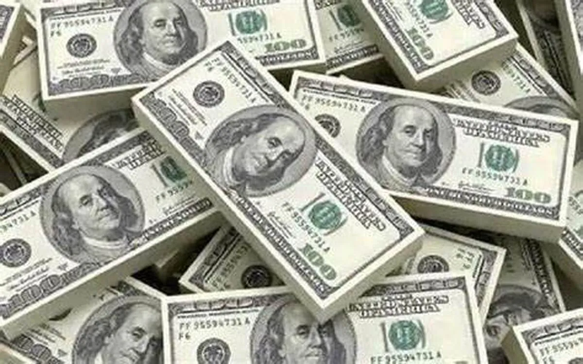 بحران در انتظار دلار/ واحد پول آمریکا سقوط می‌کند؟
