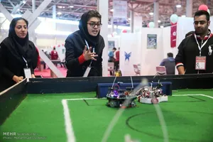 روبوکاپ ایران آغاز شد/ ۴۰۰ تیم رباتیک وارد رقابت شدند