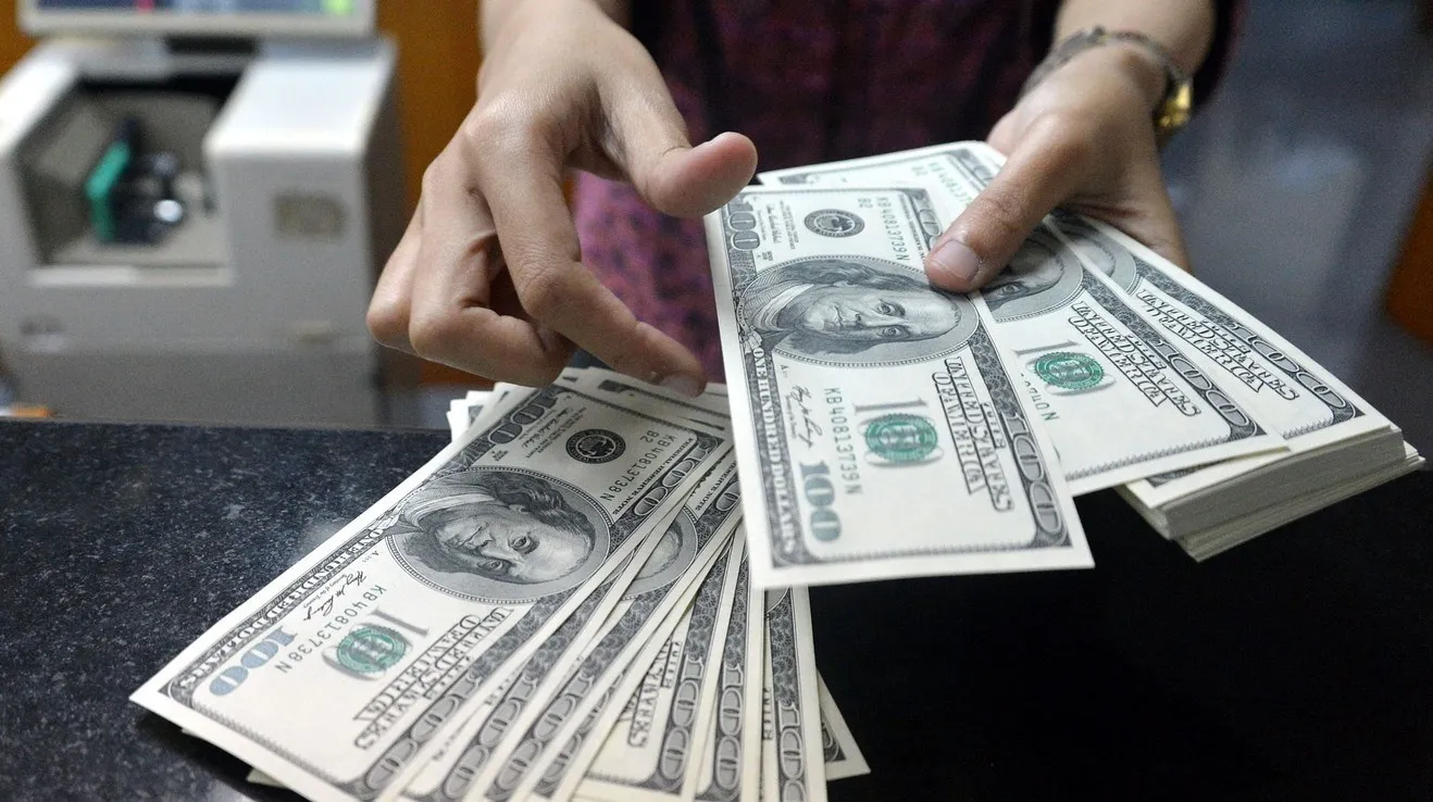 قیمت دلار امروز ۲۹ اردیبهشت ماه ۱۴۰۱