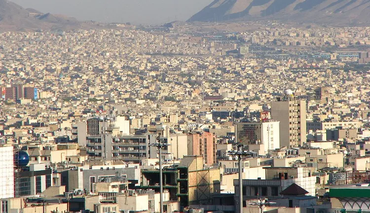 قیمت آپارتمان های بالای ۱۵ سال تهران