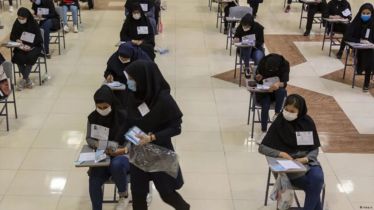 کنکور دو گروه آزمایشی ریاضی و انسانی آغاز شد