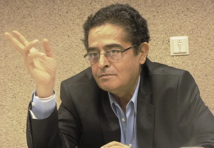 برق از سر اقتصاد ایران پریده است