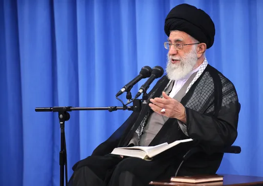رهبر معظم انقلاب:حوزه‌‌های‌علمیه از فرصت‌های‌فضای‌مجازی استفاده‌ کنند