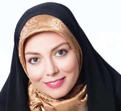 عکس دیده نشده از آزاده نامداری و خواهرش