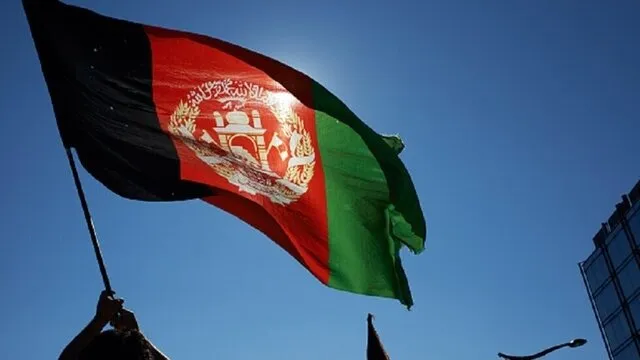 رونمایی از اولین خودروی دست ساز افغانستان + فیلم