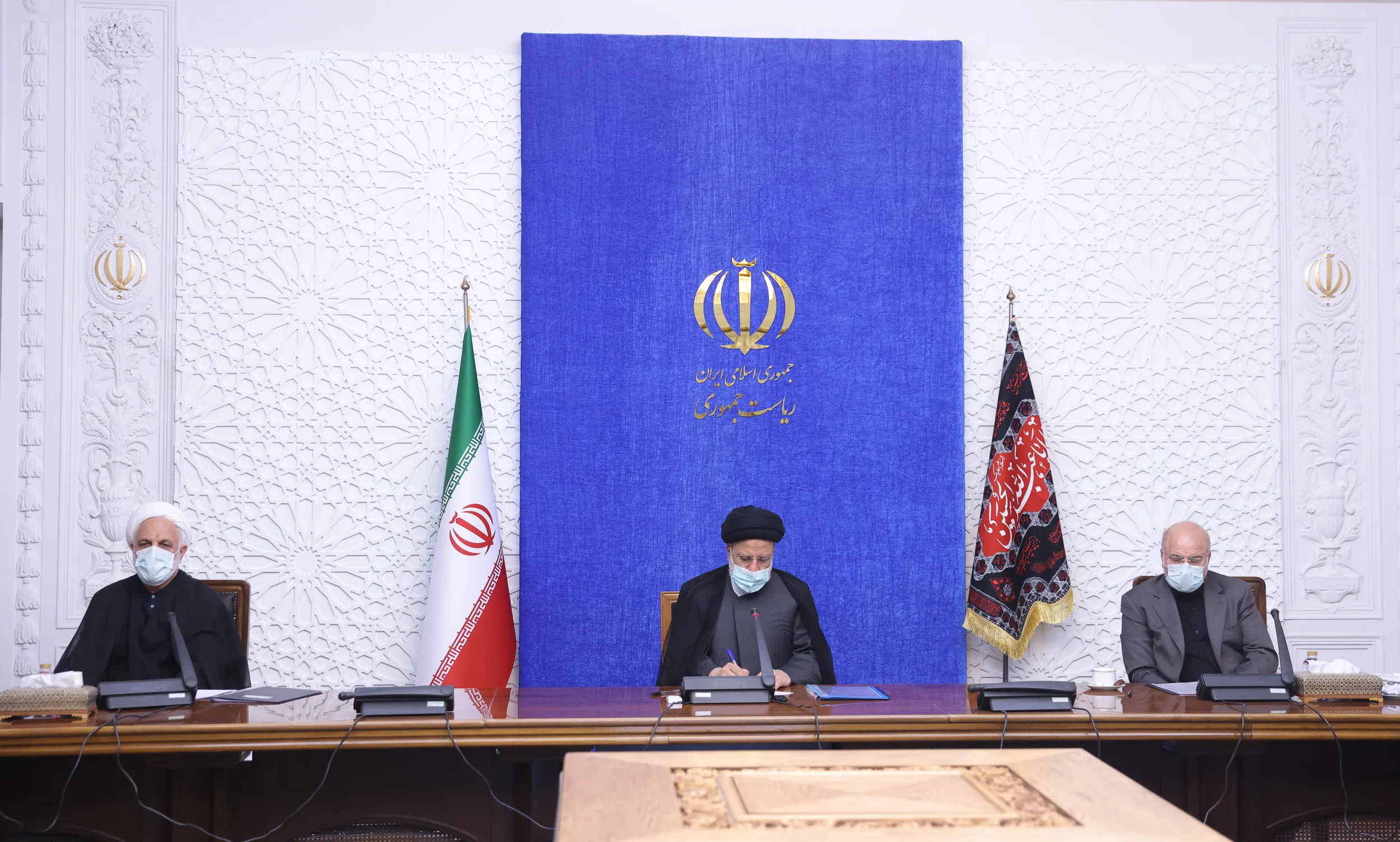 تصویب اختیارات جدید بانک مرکزی برای کنترل تورم