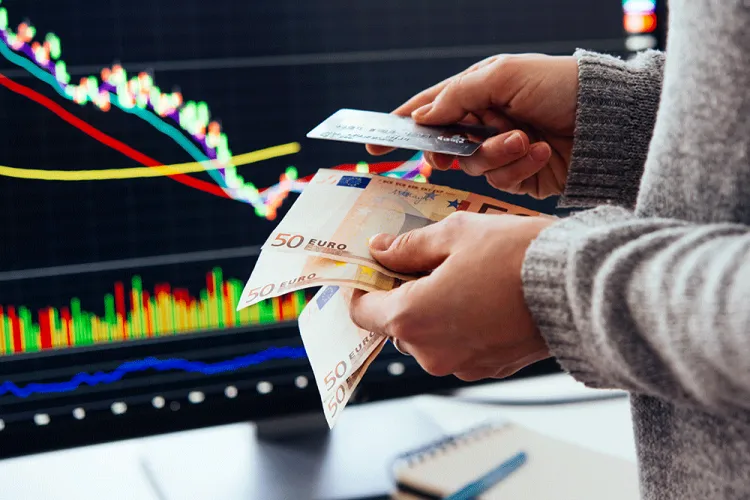 اقتصاد نئوکلاسیک چیست؟