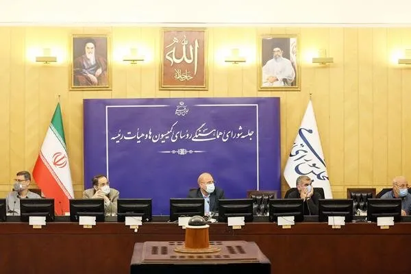 ساماندهی بازار ارز و سهام عدالت از اولویت‌های کمیسیون اقتصادی