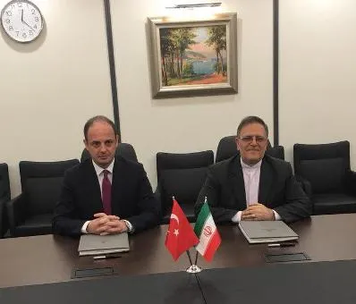 تایید پیش‌نویس تفاهم سوآپ دوجانبه ریال ایران- لیر ترکیه/ زمینه‌های لازم برای گسترش روابط تجاری و اقتصادی ایران مهیا می‌شود