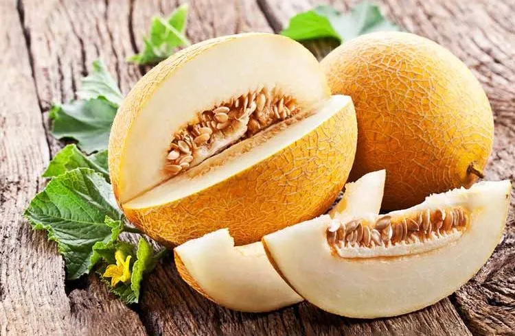 این میوه‌ها با یبوست مبارزه می‌کنند