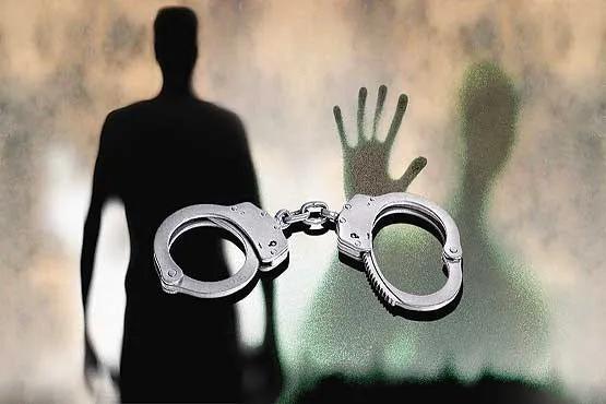 پسر ۱۷ ساله، خواستگار سمج مادرش را کشت