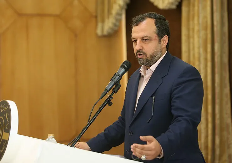 خاندوزی: ۷۵ درصد درآمدهای بودجه در نیمه اول سال محقق شد