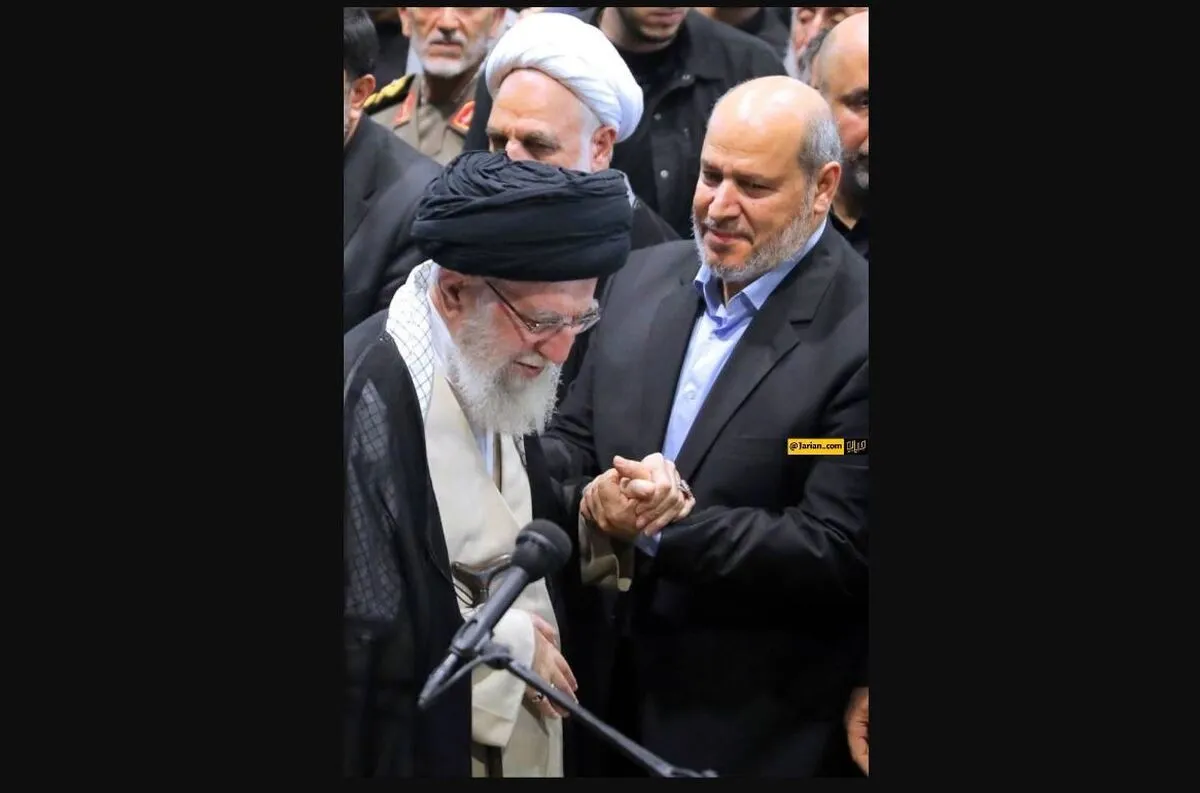تصویر یکی از رهبران ترورشده حماس در کنار رهبر انقلاب + تصویر