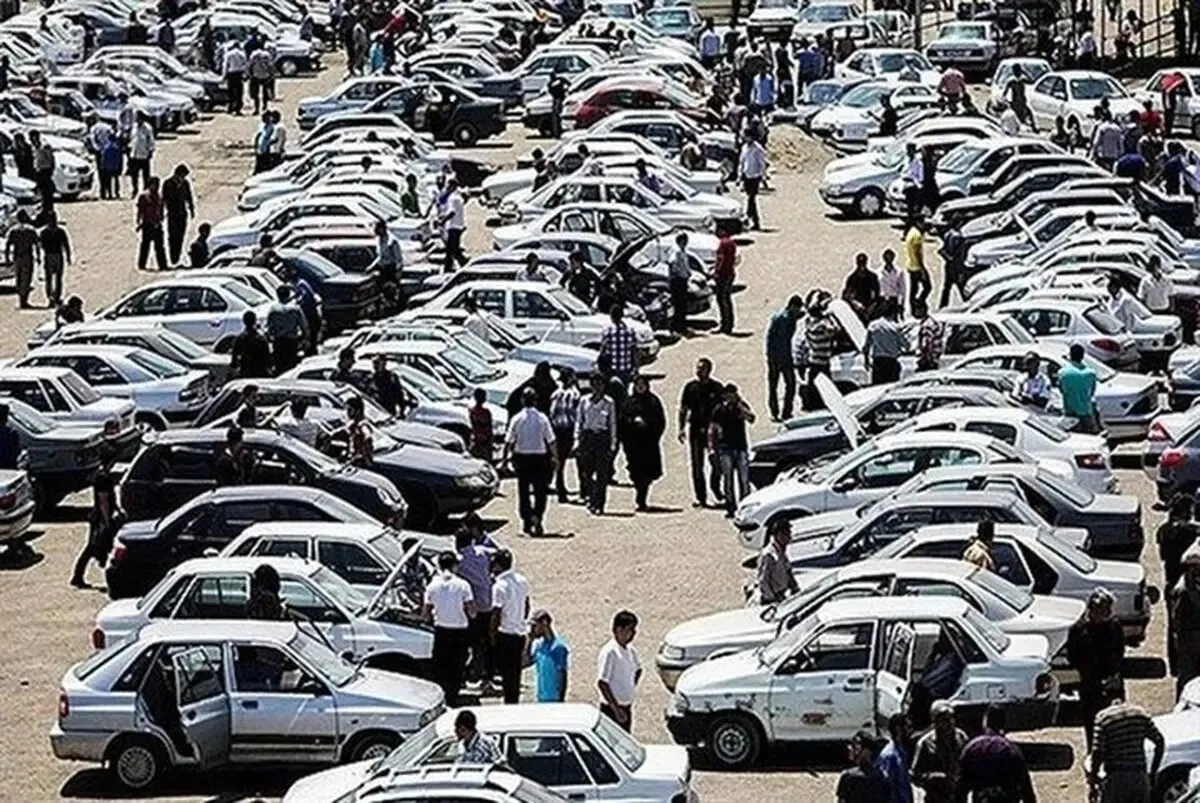 پیش‌بینی وضعیت بازار خودرو قبل از عید / خودروهای داخلی تا عید گران‌تر می‌شوند؟