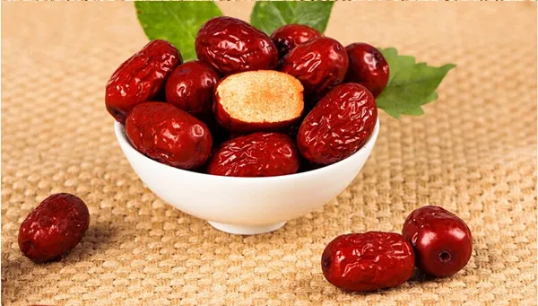 برای کنترل قند خون عناب بخورید