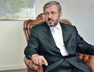 واکنش عسلی به اتهامات به زنگنه