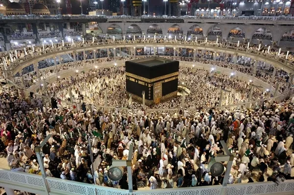 زنان مجرد زیر ۴۵سال بدون محارمشان به حج نروند