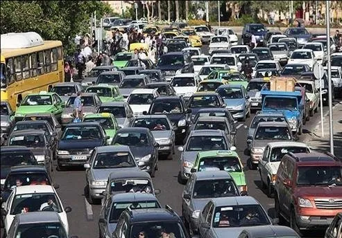 بازی خودروسازان و گلایه از عدم نصب فیلتر دوده بر روی خودروهای دیزلی