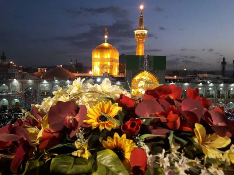۳ شب سفر رفت و برگشت هوایی به مشهد چقدر هزینه دارد؟ + جدول