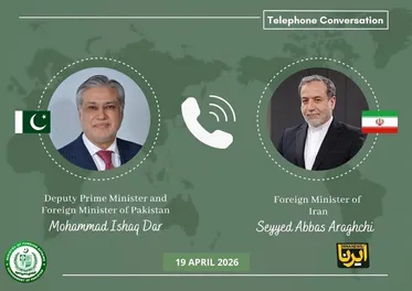 Iran, Pakistan foreign ministers discuss regional developments over phone