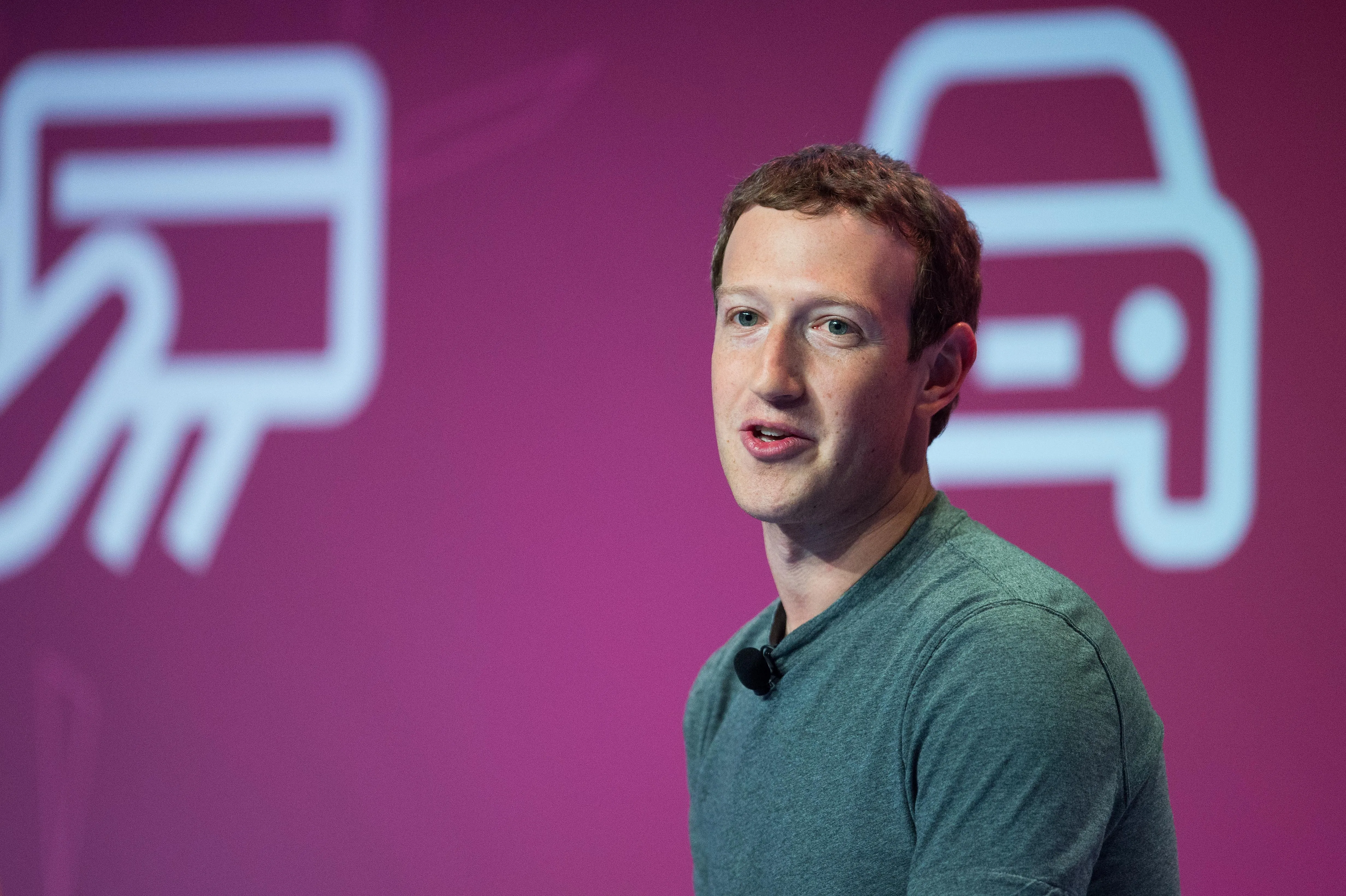 German prosecutors investigate Facebook over hate postings
