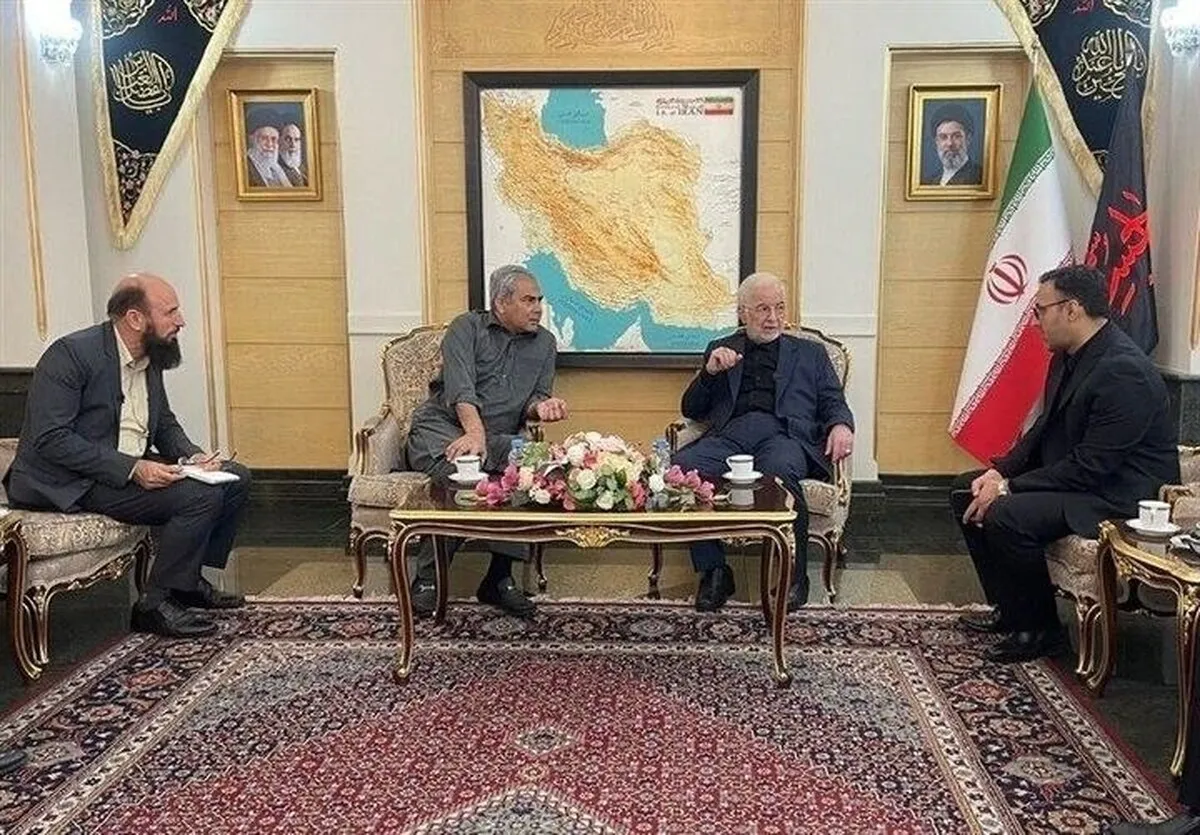 نشست سرنوشت‌ساز در پاکستان برای پایان جنگ / جلسه اسکندر مومنی و عاصم منیر آغاز شد