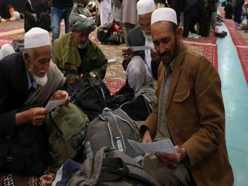 تمدید خودکار پروانه کار اتباع خارجی