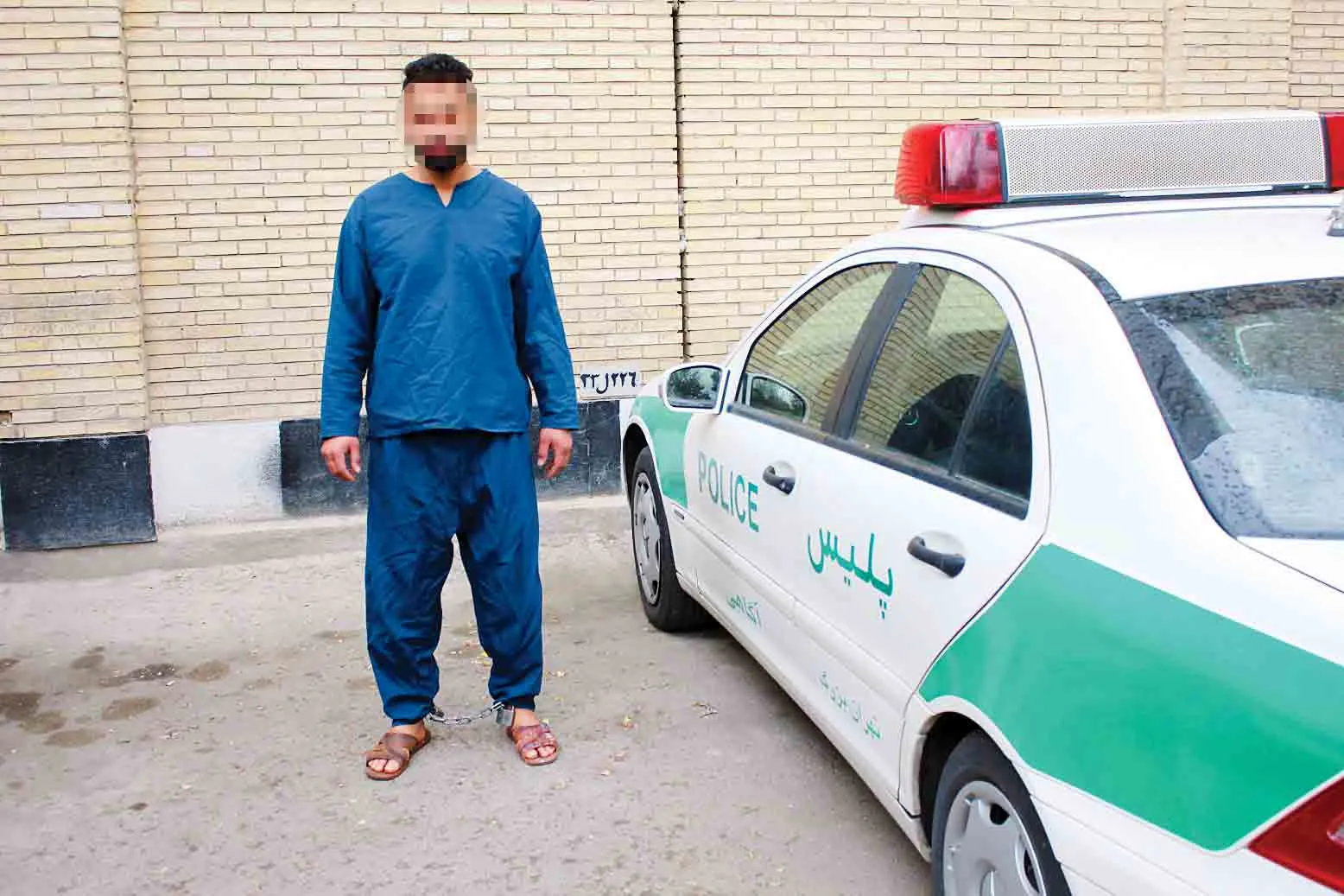 دختر جوان قاتل پدرش را به دام انداخت